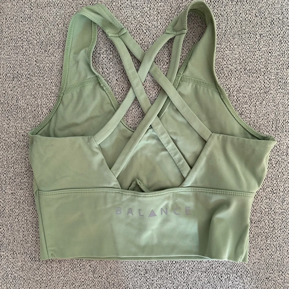 Balance Athletica (Vitality) sports bra - Picture 2 of 3